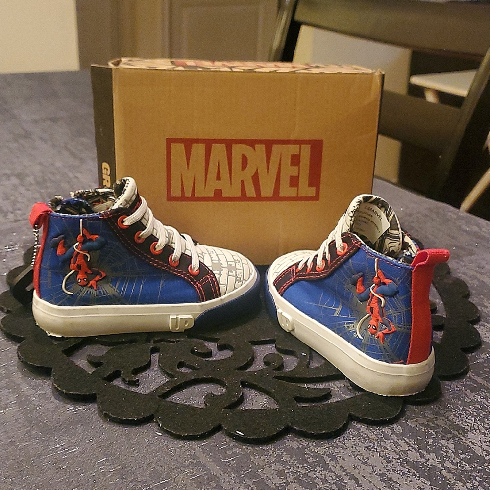 Marvel Spider Man Hi Top Sneaker